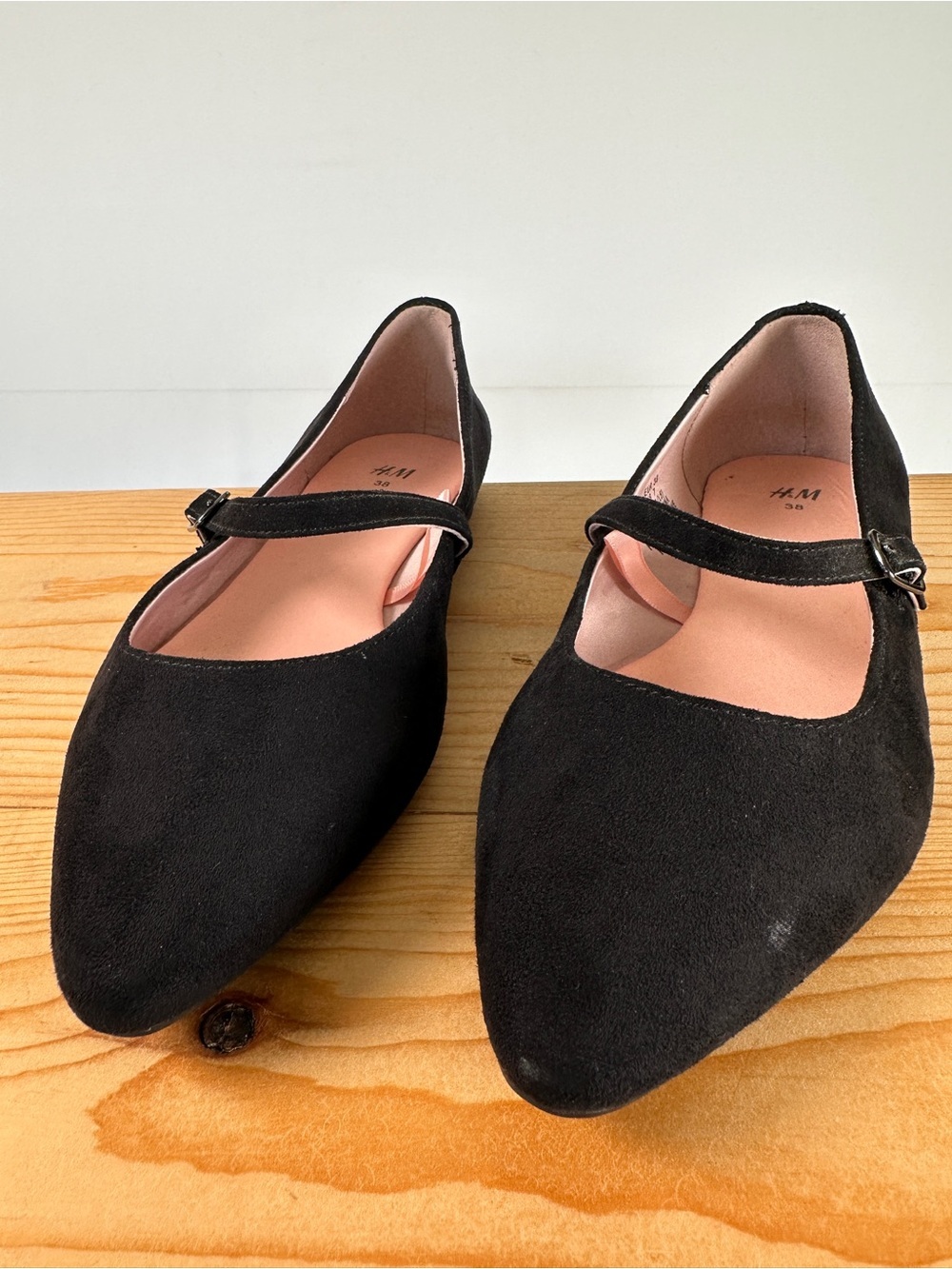 H&M Classic Mary Jane Ballet Flats Black Minimalist Buckle Size 7 - Picture 2 of 8